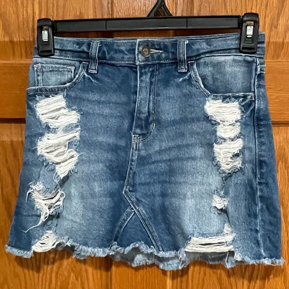 Hollister Dresses & Skirts - HOLLISTER Women’s Juniors 3 / 26 High-Rise Vintage Stretch Destroyed Mini Skirt